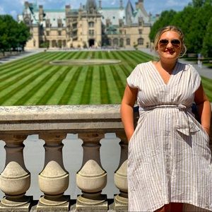 Darling midi beige striped dress!
